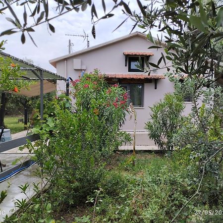 Olea Cottage Galatás Exterior foto
