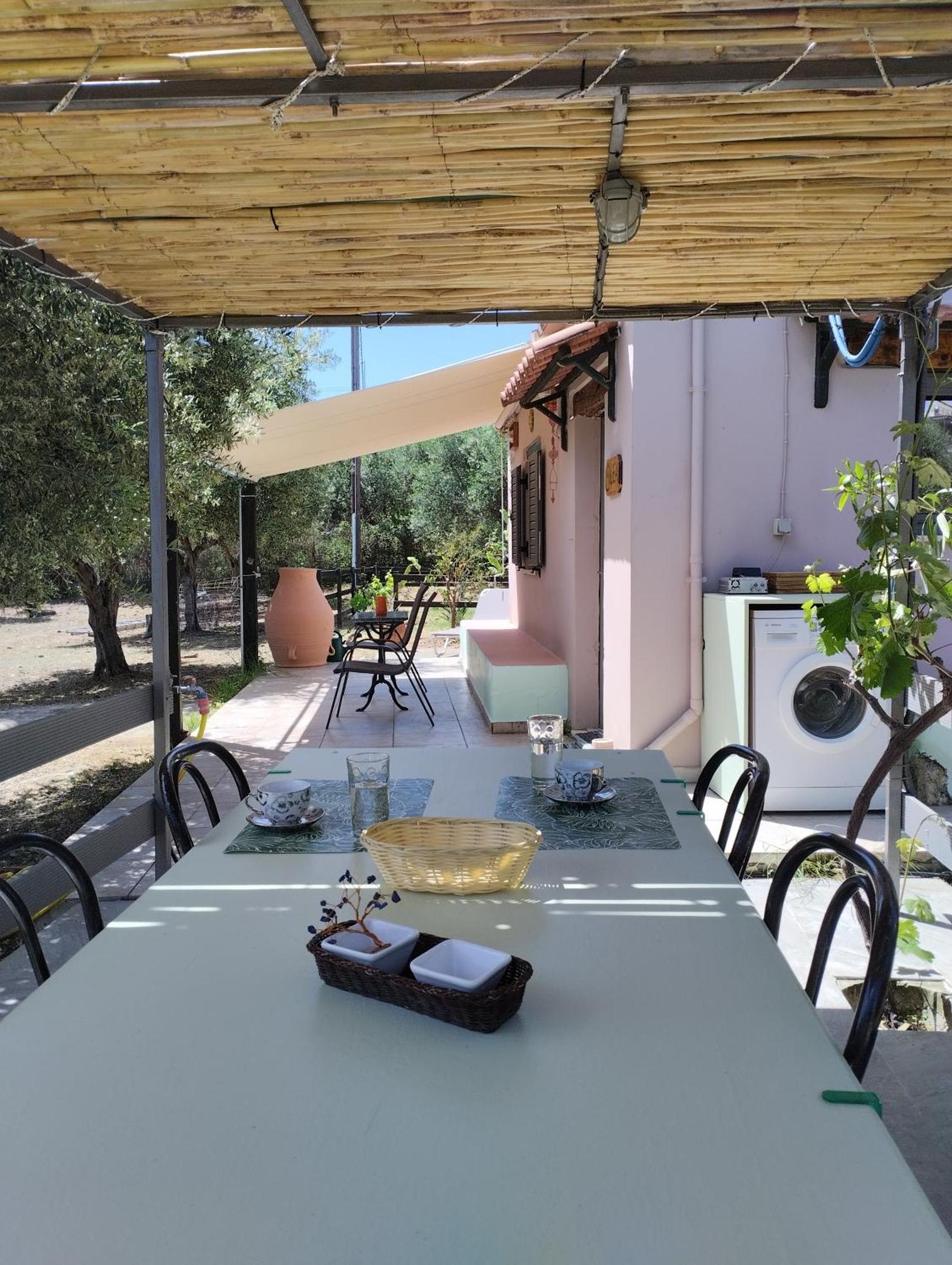 Olea Cottage Galatás Exterior foto