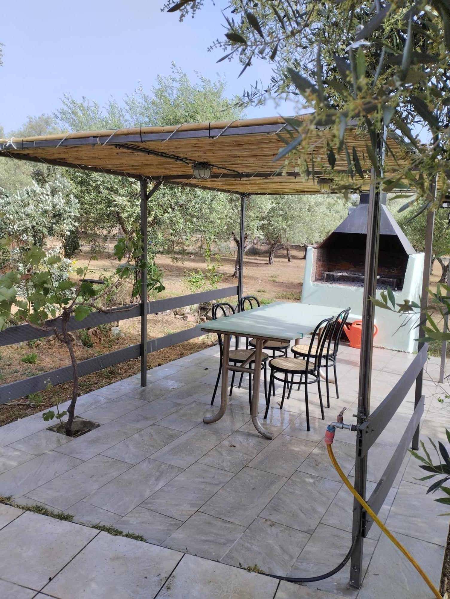 Olea Cottage Galatás Exterior foto